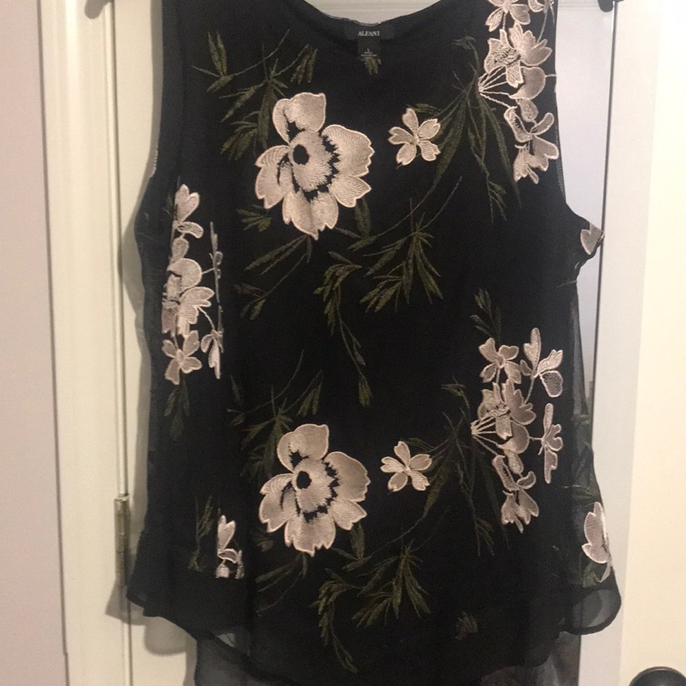 Sleeveless top